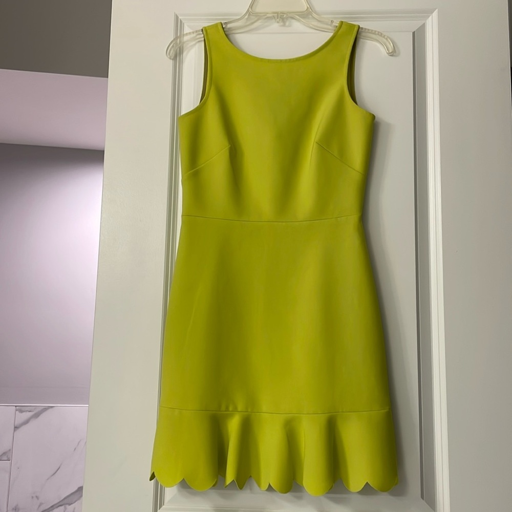 Women’s dress